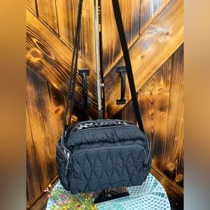 Chic Black Quilted Bag with Leopard Lining